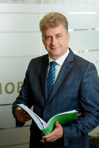  Klaus Bischof, Geschäftsführer von Immobilien
Bischof iBi