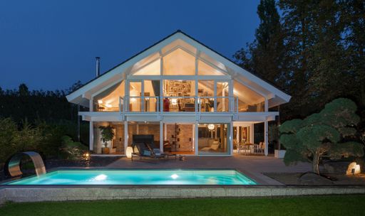 Der Gold-Gewinner in der Kategorie Premiumhäuser: Kundenhaus
Hornberger/DAVINCI HAUS. Weiterer Text über ots und
www.presseportal.de/nr/53784 / Die Verwendung dieses Bildes ist für
redaktionelle Zwecke honorarfrei. Veröffentlichung bitte unter
Quellenangabe: "obs/planet c GmbH/DAVINCI HAUS"