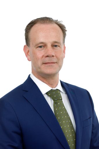 Ing. Mag. Andreas Köberl, neuer Geschäftsführer TÜV
TRUST IT TÜV AUSTRIA GMBH und SPP Handelsgesellschaft mbH.
www.tuvaustria.com | www.it-tuv.com | www.spp.at