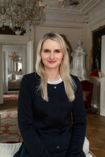 Vorschau Bild von Doris Schwarz ist stellvertretende Hoteldirektorin
im Hotel Sacher Wien