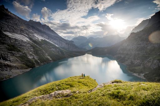 Oeschinensee bei Kandersteg im Sommer, Berner
Oberland.