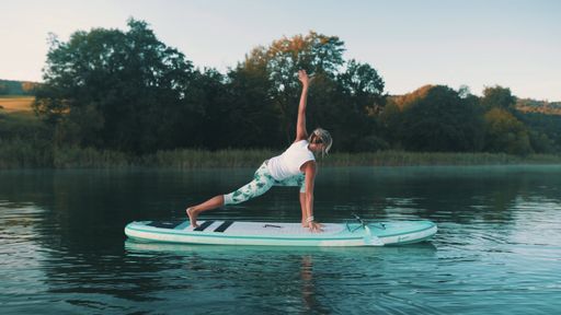 Vorschau Bild von SUP Yoga am Mattsee mit Danique van Oosterhout -
Easy Twist