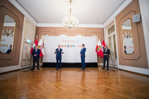 Vorschau Bild von Wiens LH Bgm. Michael Ludwig, Oberösterreichs LH
Thomas Stelzer, Bundeskanzler Sebastian Kurz, Salzburgs LH Wilfried
Haslauer.