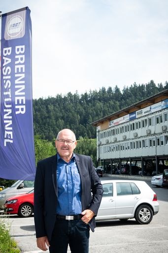 NEOS sehen sich durch Bericht des Rechnungshofes
bestätigt und fordern transparente Informationspolitik