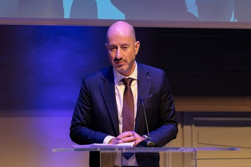 Vorschau Bild von Mag. András Wiszkidenszky ist als Regional Director
| Superbrands CE für Österreich sowie auch für Superbrands in
Tschechien, der Slowakei und der Schweiz verantwortlich.