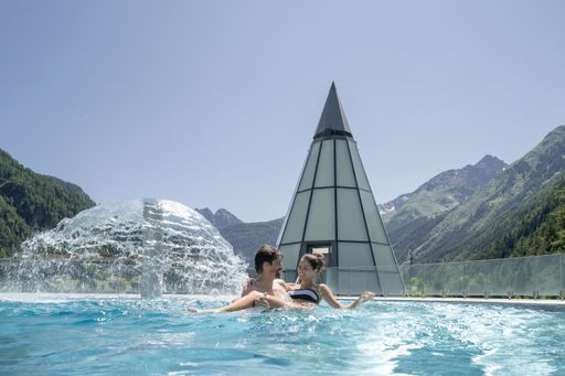 Vorschau Bild von Die modernste Therme der Alpen im Herzen des
Ötztals öffnet am 26. Juni wieder.