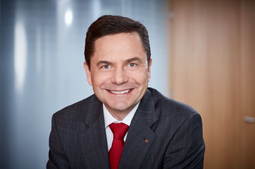 Neuer Vorstandsvorsitzender bei SPAR ab 2021: Mag.
Fritz Poppmeier