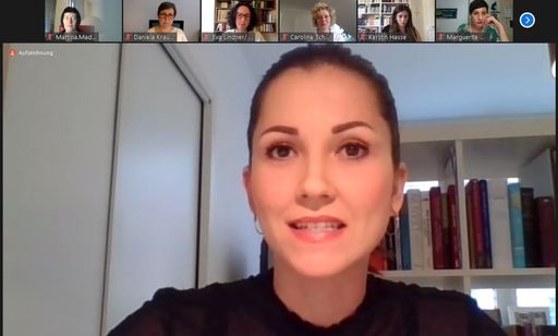 Vorschau Bild von Alexandra Wachter spricht im Concordia -Meetingroom
über die Forderungen des Frauennetzwerks Medien