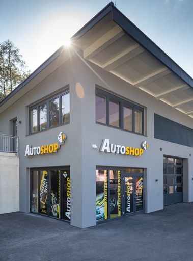 Vorschau Bild von Neue Performance für ihr Auto! Der Autoshop -
Ötztal unterstützt ihren Autotraum mit professioneller
Dienstleistung und Beratung