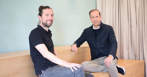 Lutz Kloke, CEO Cellbricks (links), mit Podcast-Host Tilo Bonow,
CEO und Gründer PIABP PR (rechts). Weiterer Text über ots und
www.presseportal.de/nr/62594 / Die Verwendung dieses Bildes ist für
redaktionelle Zwecke honorarfrei. Veröffentlichung bitte unter
Quellenangabe: "obs/PIABO"