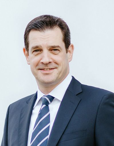 Kai Kalchthaler übernimmt als CEO von Experian DACH die Leitung
der neuen Geschäftseinheit. Weiterer Text über ots und
www.presseportal.de/nr/145901 / Die Verwendung dieses Bildes ist für
redaktionelle Zwecke honorarfrei. Veröffentlichung bitte unter
Quellenangabe: "obs/Experian/Mic Panic"