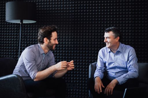 Bernhard Frühlinger - CEO von Adam (links) und
Mathias Kimpl -CEO von domonda (rechts) im Gespräch