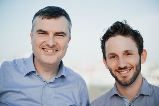 Vorschau Bild von Mathias Kimpl - CEO domonda und Bernhard Frühlinger
- CEO Adam