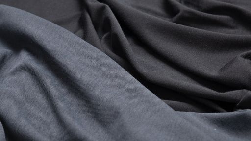 Vorschau Bild von Mit einer Revolution im Textilbereich lässt ein
Tiroler Start-up aufhorchen - BaronMerino® ist eine einzigartige
Kombination aus Merinowolle und Meryl Skinlife, ein Material, das
man bisher vor allem aus dem Bereich der Sport-Unterwäsche kennt.