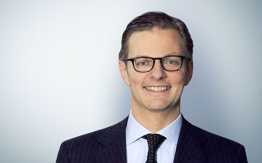  Stephan Bachinger, Partner, Freshfields Bruckhaus
Deringer