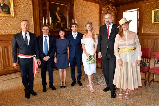 Vorschau Bild von Georges Marsan, Bürgermeister von Monaco, Henri und
Giselle d’Ambrosio, Jérôme d’Ambrosio, Eleonore von Habsburg, Karl
von Habsburg und Francesca Thyssen-Bornemisza
