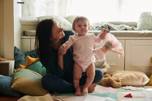 Vorschau Bild von "Isabella" (Meningokokken-Sepsis-Betroffene) mit
Mutter