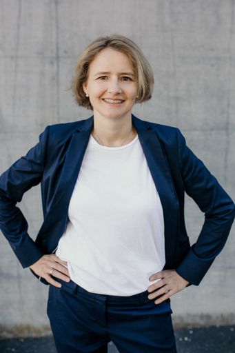  Neue Geschäftsführerin an der SMBS, Mag. Stephanie
Lichtenberg, MBA