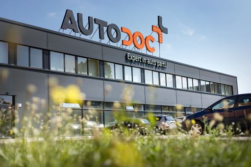 Autodoc verzeichnet auch 2019 mit einem Umsatzwachstum von rund
48 Prozent auf EUR 615 Mio. ein sehr erfolgreiches Geschäftsjahr.
Der Gewinn vor Zinsen, Steuern und Abschreibungen (EBITDA) wuchs um
50 Prozent auf EUR 44,6 Mio. Nach Markteintritt in Irland ist
Autodoc nun in 27 europäischen Ländern aktiv. Weiterer Text über ots
und www.presseportal.de/nr/130889 / Die Verwendung dieses Bildes ist
für redaktionelle Zwecke honorarfrei. Veröffentlichung bitte unter
Quellenangabe: "obs/Autodoc GmbH"