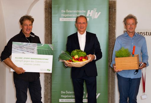 Allianz "Stoppt Bodenvernitzung" kämpft gegen das
Zubetonieren unseres Landes