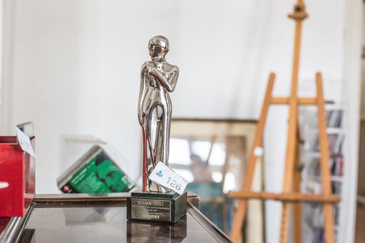 Vorschau Bild von Nachlass von Elfriede Ott wird versteigert - Romy
fürs Lebenswerk