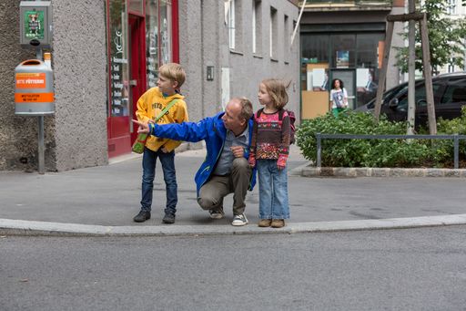 Die AUVA und das verkehrspsychologische Institut
sicher unterwegs geben in Acht Videos Tipps für einen sicheren
Schulweg.