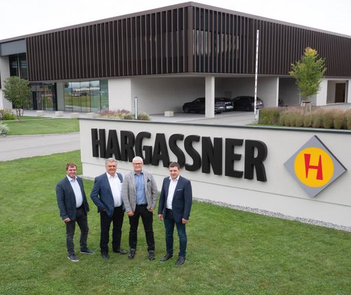 Geschäftsführung der Firma Hargassner und der Firma
Gilles nach der Vertragsunterzeichnung am 31.08.2020