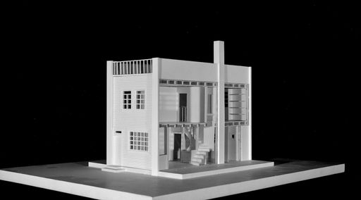 Vorschau Bild von Adolf Loos, Haus mit einer Mauer, Wien (Projekt für
die Siedlung am Heuberg in Wien, XVII., Röntgengasse 138), 1921,
Modell: Prof. Hans Puchhammer, TU Wien