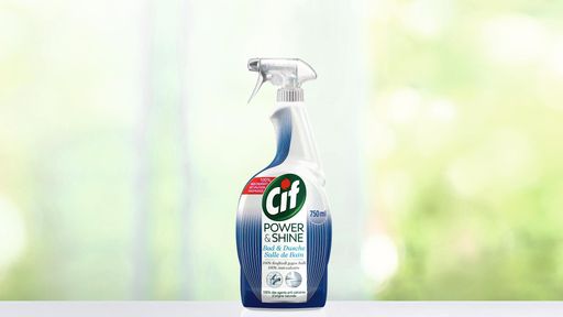 Vorschau Bild von Schweiz: Cif Power & Shine Badspray / Unilever verbannt fossile
Brennstoffe aus Wasch-, Putz- und Reinigungsmitteln / Weiterer Text
über ots und www.presseportal.de/nr/24435 / Die Verwendung dieses
Bildes ist für redaktionelle Zwecke honorarfrei. Veröffentlichung
bitte unter Quellenangabe: "obs/Unilever Deutschland GmbH"
