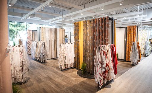 Vorschau Bild von Vielfalt in der Vorhang-Abteilung