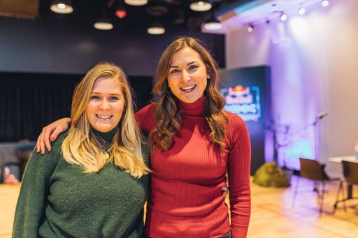 Vorschau Bild von v.l.n.r.: Nadine Szentivanyi, CMO Audvice, und
Sophie Bolzer, Gründerin & CEO Audvice