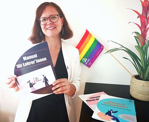 Vorschau Bild von Andrea Brunner, GF der Aids Hilfe Wien:
"Unwissenheit und ungleicher Zugang zu Informationen forcieren
Mythenbildung bei Fragen zu Verhütung und Liebe."