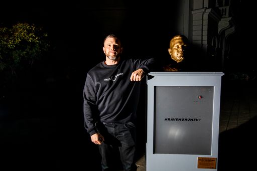 Vorschau Bild von Gerald van der Hint Denkmal #ravemonument