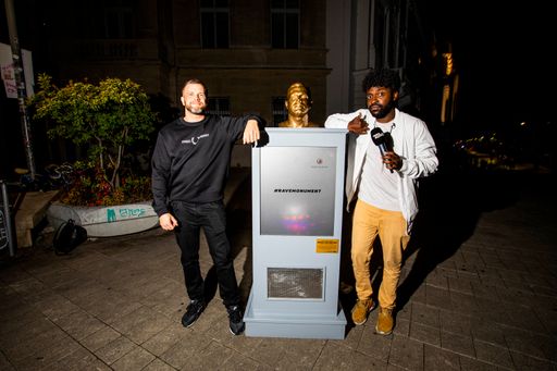 Vorschau Bild von Gerald van der Hint Denkmal #ravemonument
