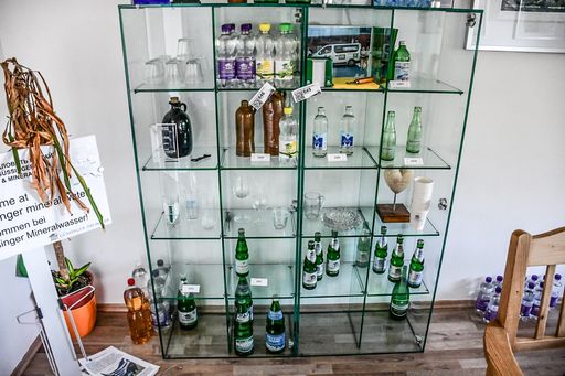 Vorschau Bild von Online-Auktion Güssinger, Flaschensammlung