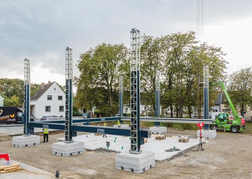 PERI druckt das erste Wohnhaus Deutschlands mit dem Portaldrucker
BOD2 in Beckum, Nordrhein-Westfalen / Weiterer Text über ots und
www.presseportal.de/nr/148449 / Die Verwendung dieses Bildes ist für
redaktionelle Zwecke honorarfrei. Veröffentlichung bitte unter
Quellenangabe: "obs/PERI GmbH"
