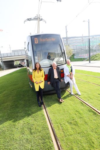 Stadträtin Ulli Sima und Wiener Linien Geschäftsführer Günter
Steinbauer präsentieren die Verlängerung der Linie O ins
Nordbahnhofviertel