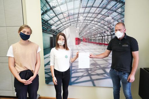 Veronika Marhold (FFF-Rechtsbeauftragte), Veronika
Winter (FFF-Obfrau), Patrick Landrock (kitzVenture-GF).
