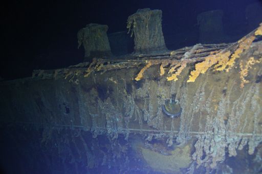 Am 15. April 1912 sank die Titanic, das größte Schiff seiner
Zeit. Jetzt, 100 Jahre später, erlauben neue Techniken erstmals
einen vollständigen Blick auf das Wrack - mit spektakulären Bildern
aus der Tiefsee. (© National Geographic) / Weiterer Text über ots
und www.presseportal.de/nr/107804 / Die Verwendung dieses Bildes ist
für redaktionelle Zwecke honorarfrei. Veröffentlichung bitte unter
Quellenangabe: "obs/National Geographic"