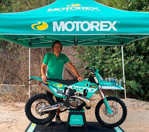 Vorschau Bild von das MOTOREX Full Factory Paddock Paket mit Dakar
Rally Hero Lyndon Poskitt