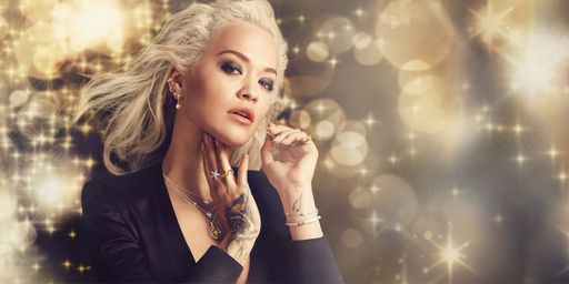THOMAS SABO Magic Stars is celebrating the holiday season with
sparkling gift ideas. / Weiterer Text über ots und
www.presseportal.de/nr/78321 / Die Verwendung dieses Bildes ist für
redaktionelle Zwecke honorarfrei. Veröffentlichung bitte unter
Quellenangabe: "obs/THOMAS SABO GmbH & Co.KG"