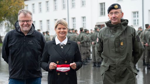 FBM Tanner beim Besuch der Dreharbeiten zum
Nationalfeiertg in der MTK am 13 10 2020