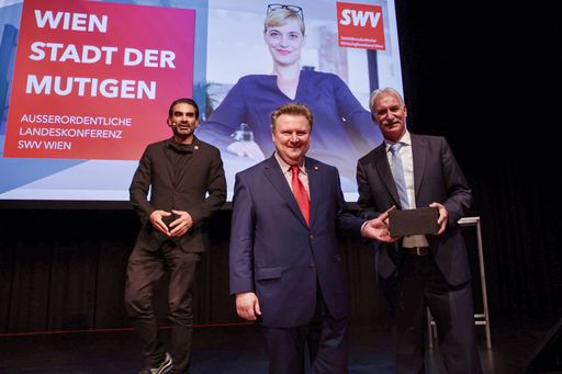 Präsident Marcus Arige, Bürgermeister Dr. Michael Ludwig, ehem.
Präsident Fritz Strobl (v.l.n.r.)