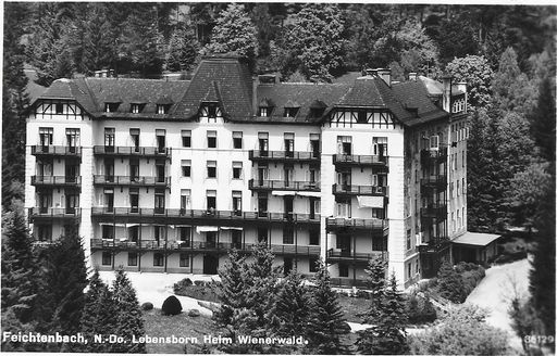 Postkarte mit Ansicht des „Lebensborn“-Heimes
„Wienerwald“ im niederösterreichischen Feichtenbach
