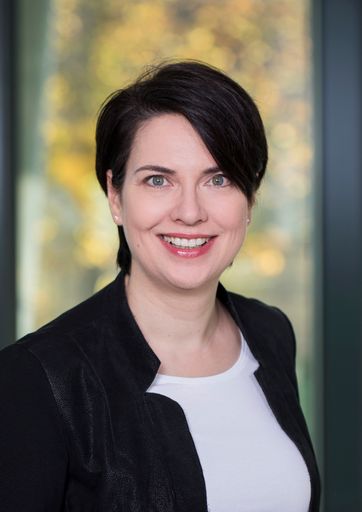 FH-Prof. Dr. Beate Huber, Leiterin des Kollegiums
der FHWien der WKW