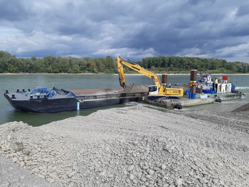 Vorschau Bild von Schweres Gerät während den Arbeiten