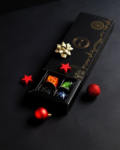 Vorschau Bild von Schenken Sie hell strahlenden Weihnachtszauber mit
den exquisiten Pralinen von SO’VIE.