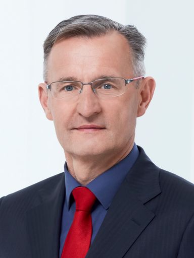 Peter Weinelt als Obmann des Fachverbands Gas Wärme
für weitere 5 Jahre bestätigt