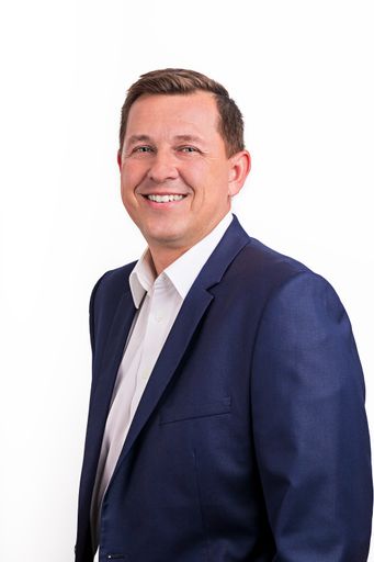 Mag. Werner Gruber wird gemeinsam mit dem Gründer
Siegfried Schmedler die REISSWOLF Österreich GmbH führen.