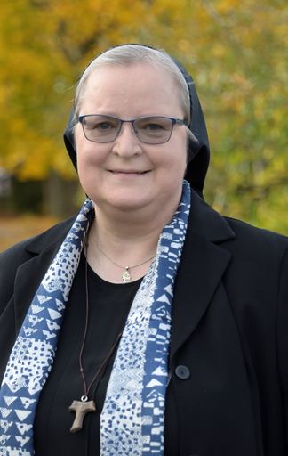 Vorschau Bild von Sr. Angelika Garstenauer, Generaloberin der
Kongregation der Franziskanerinnen von Vöcklabruck
